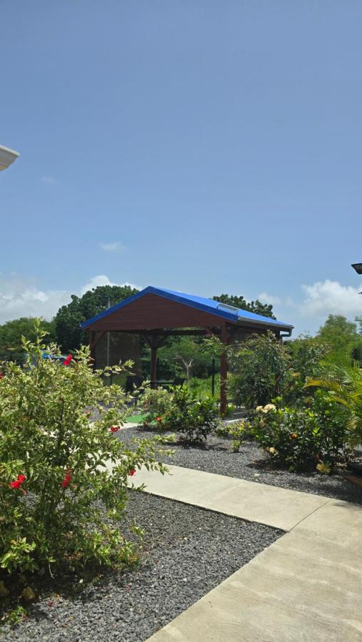 Domaine "Alizé Sainte-Marthe" - Idéal Couple & Famille - Piscine Privée - Clim - Mini Green de Golf - Wifi HD - Calme - 5min St-François Centre - Draps & Serviettes fournies - Ferienwohnung Saint-François
