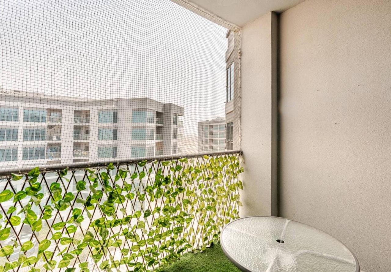 1BR Near Expo & Airport! - B&B Dubai