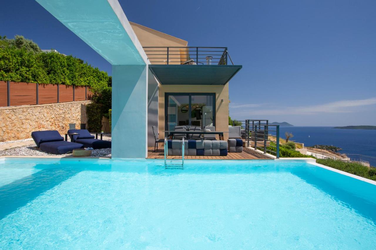 Superior Villa mit Privatpool 