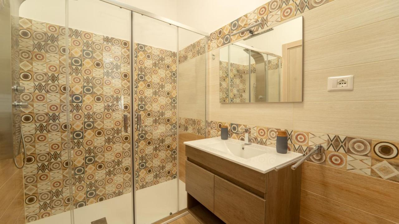 Le rose di Mimmo Casa vacanze - B&B Barcellona Pozzo di Gotto
