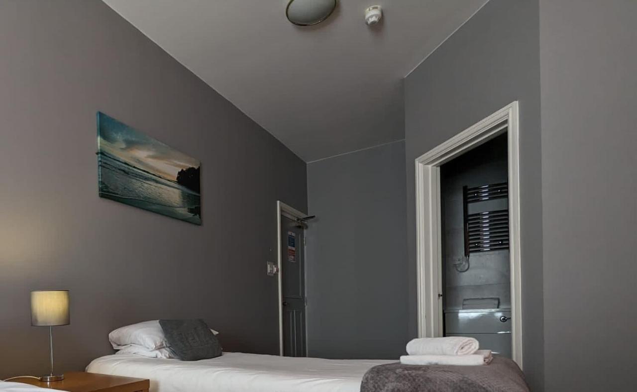 Economy Single Room
