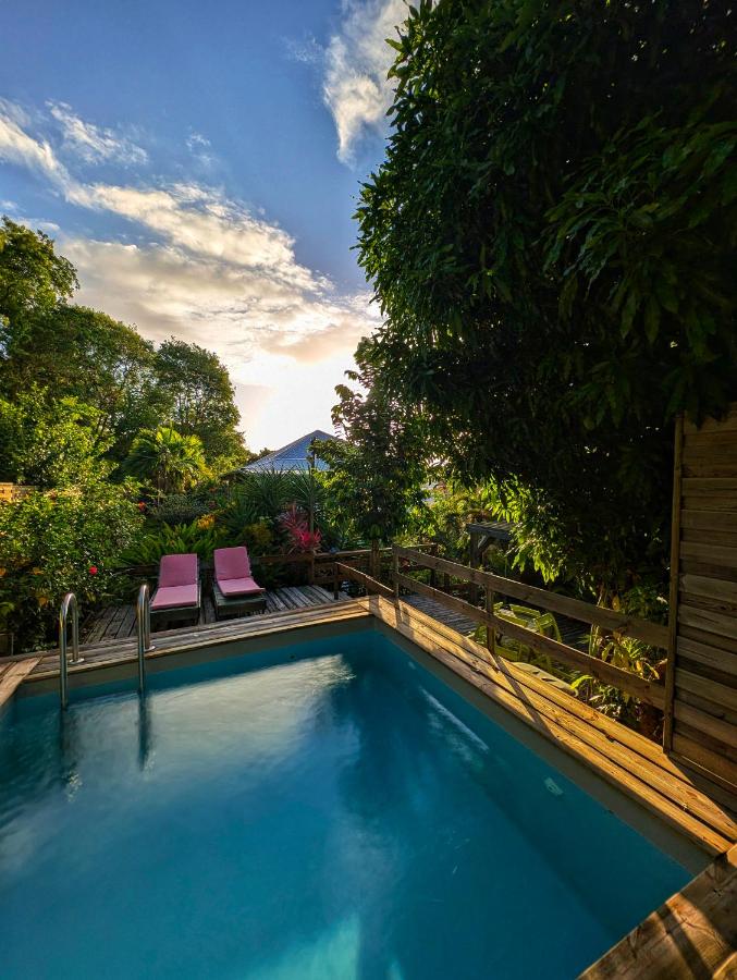 Studio Frangipani dans Villa Fleurs des Iles - B&B Le Vauclin