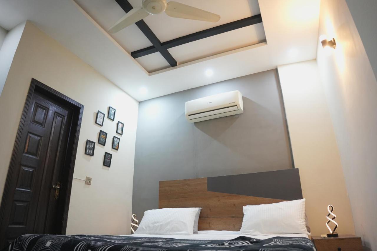 Perfect Place for Family in Lahore - B&B Lahore
