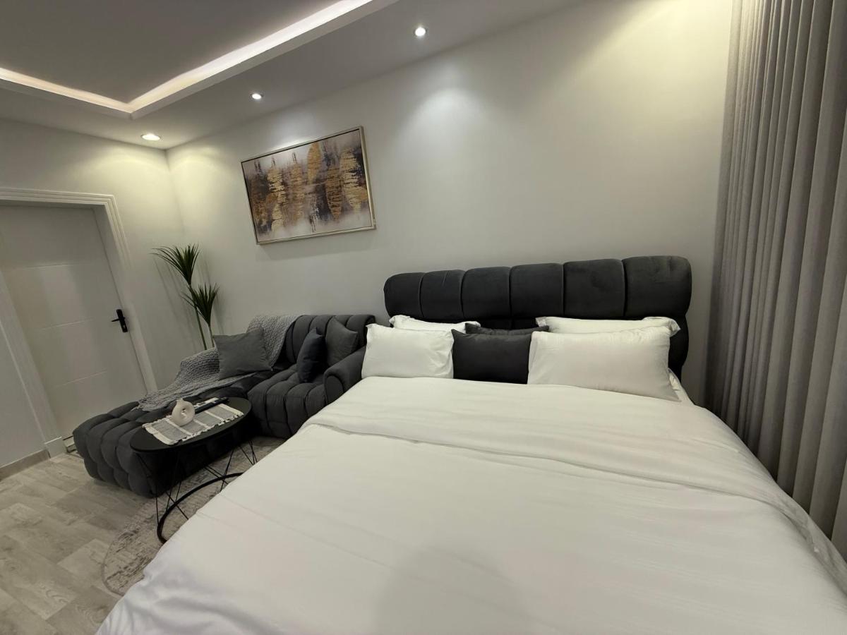 شقة تأجير يومي استوديو جديد بأثاث هادئ وأنيق - Ferienwohnung Riad