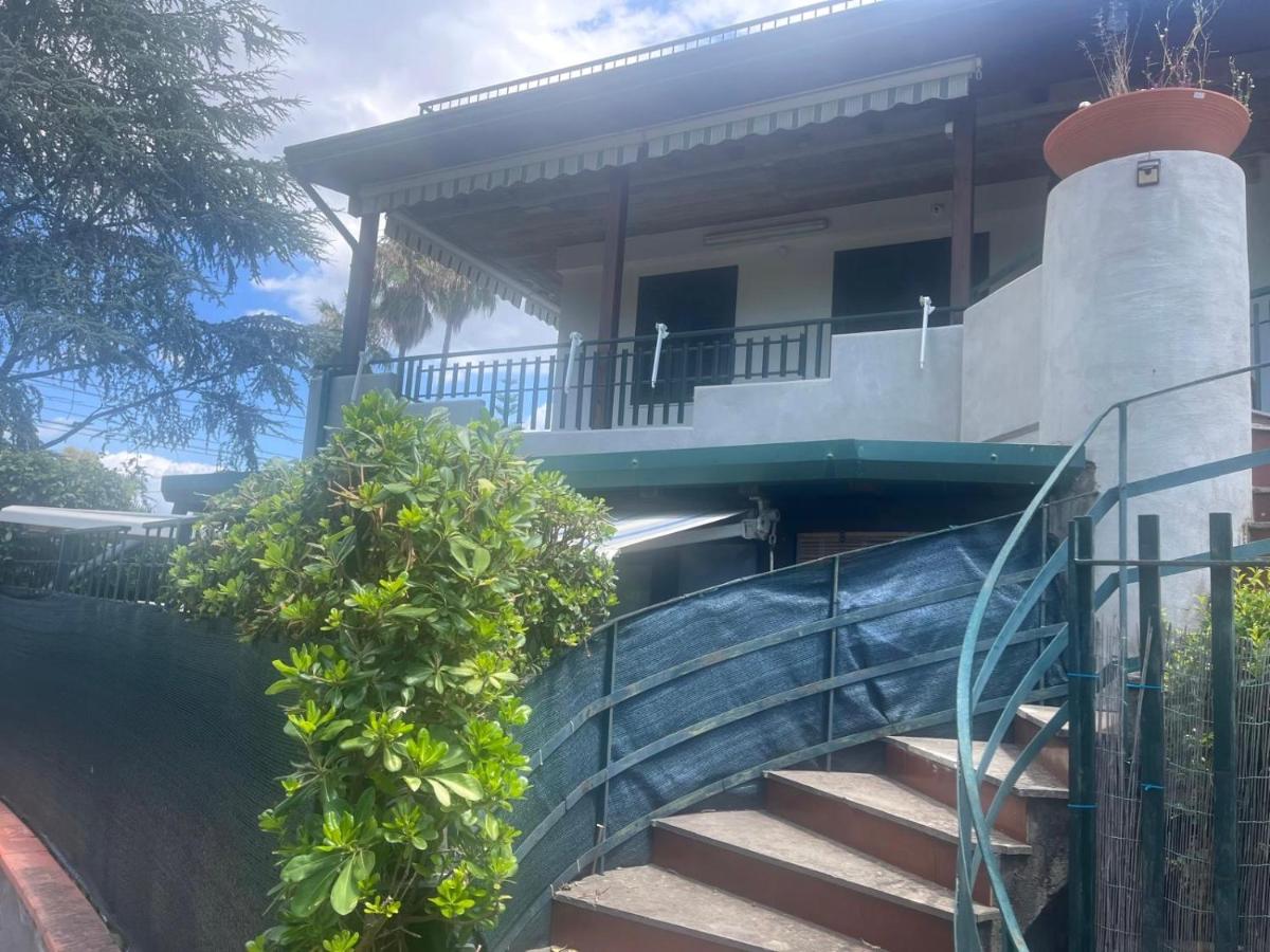 Etna Beach House - Bed and Breakfast Mascali