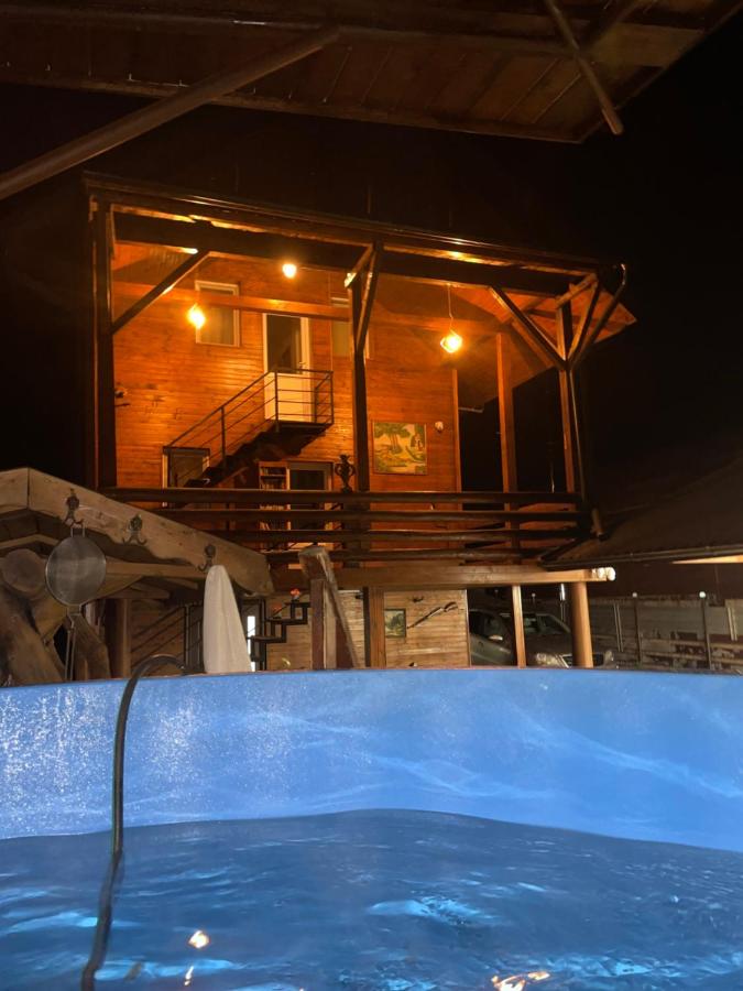 Cabana Revnic - B&B