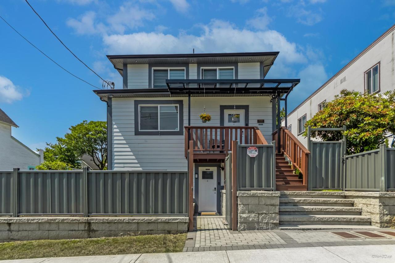 Garden Suite 2-Bed 1-Bath can be Interconnected with additional Suite - Bed and Breakfast New Westminster