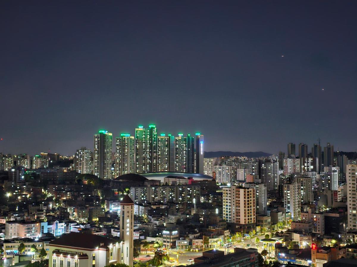 Happy Harbor House Stay, Incheon Airport, Wolmido, Incheon Chinatown, New Full-option, SangSang Platform, Yeonan Pier, Fairy Tale Village - Bed and Breakfast Incheon