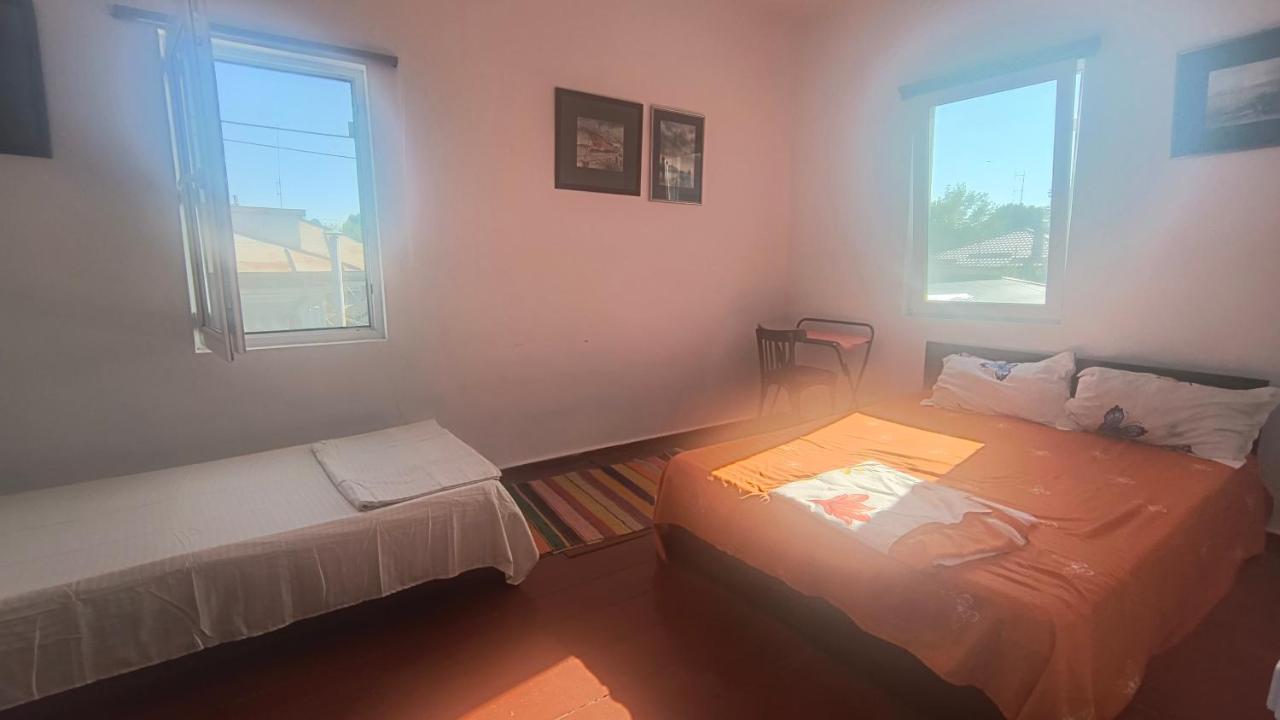 Stuffstock Hostel - B&B Sulina