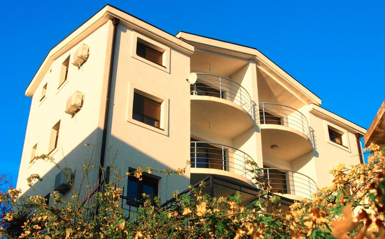 Blue Bay Apartments - B&B