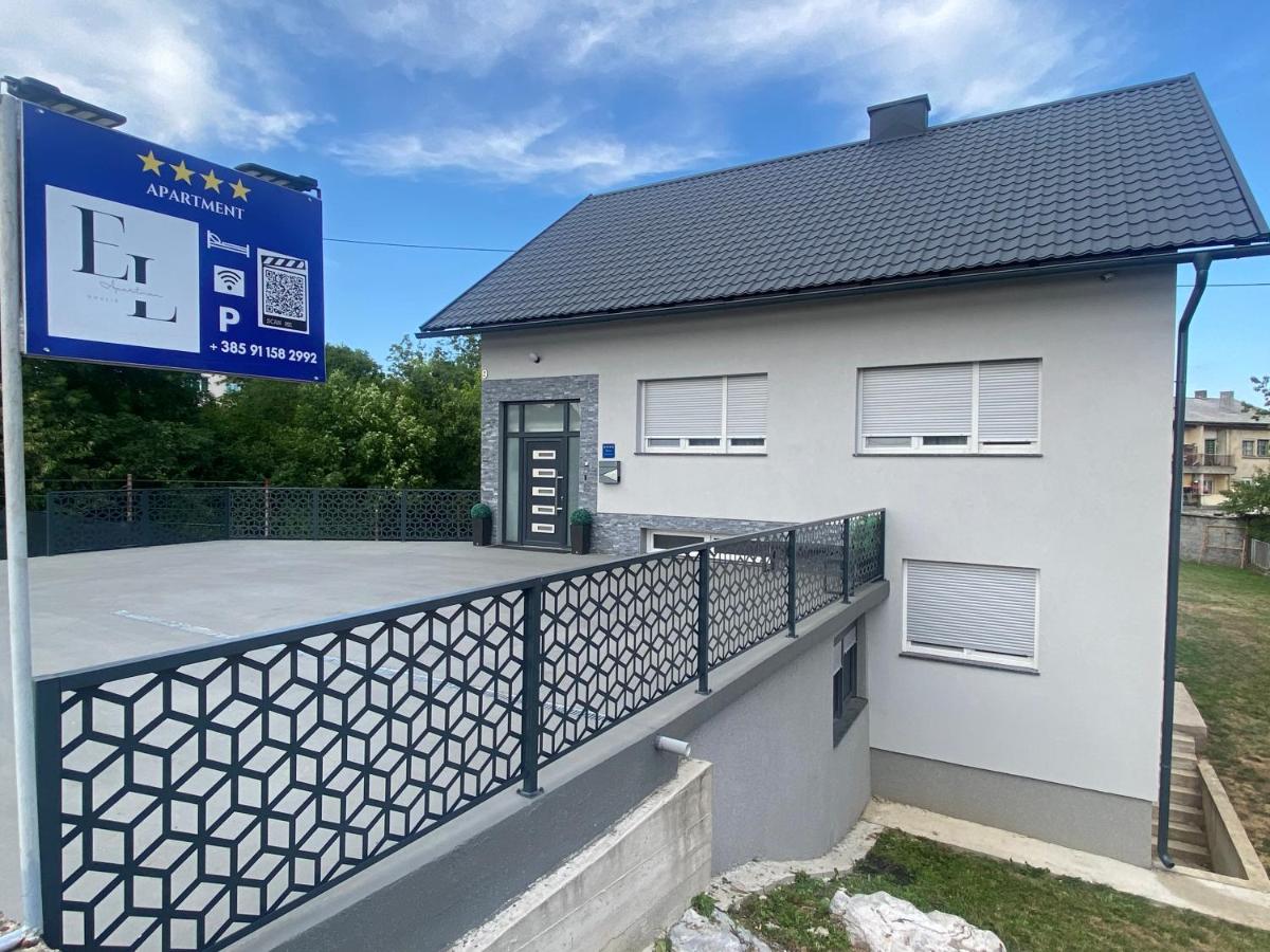 Deluxe Double Room with Balcony and Sea View