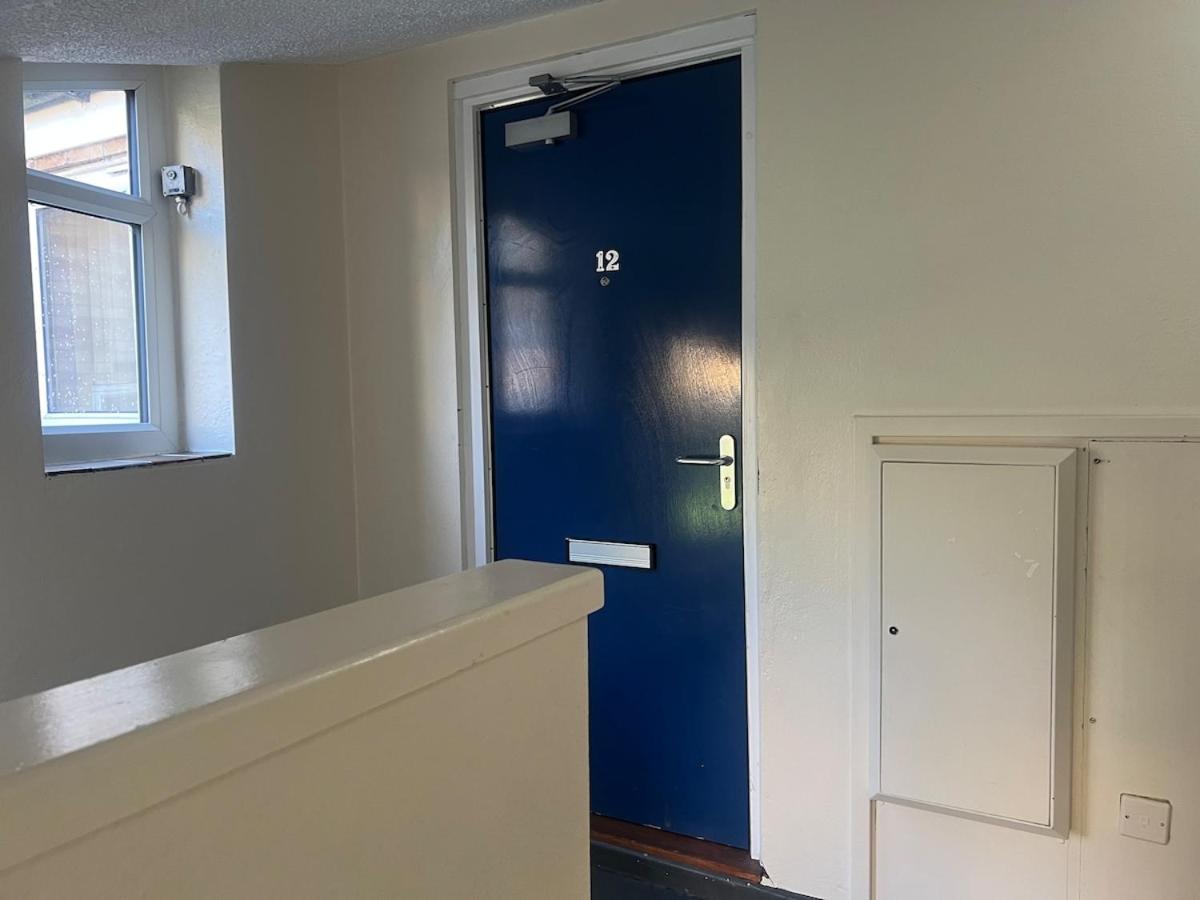 Whole 1 bed flat in Northampton - B&B
