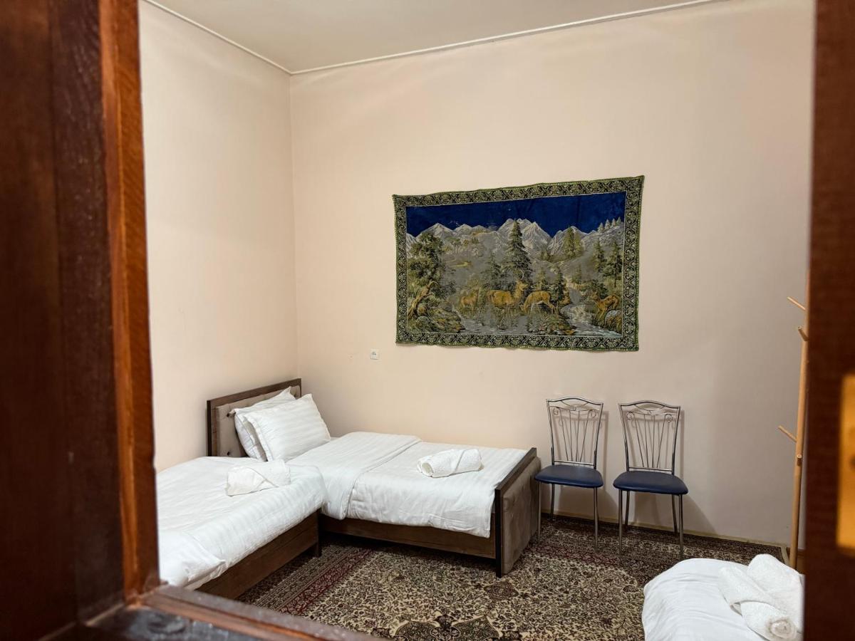 AYDIN "GUEST house" - Ferienwohnung Buchara