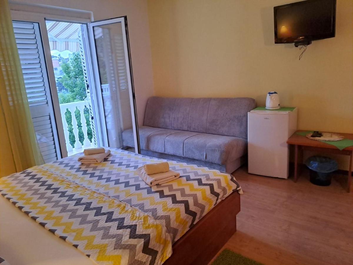 Doppelzimmer mit Balkon (2 Erwachsene + 1 Kind)