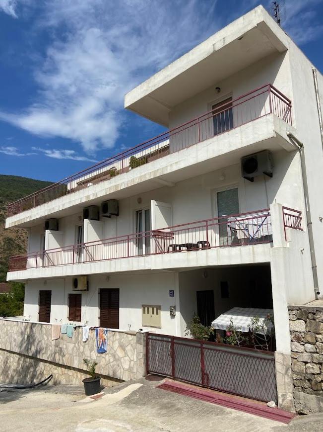 Vila Danica - Bed and Breakfast Herceg Novi