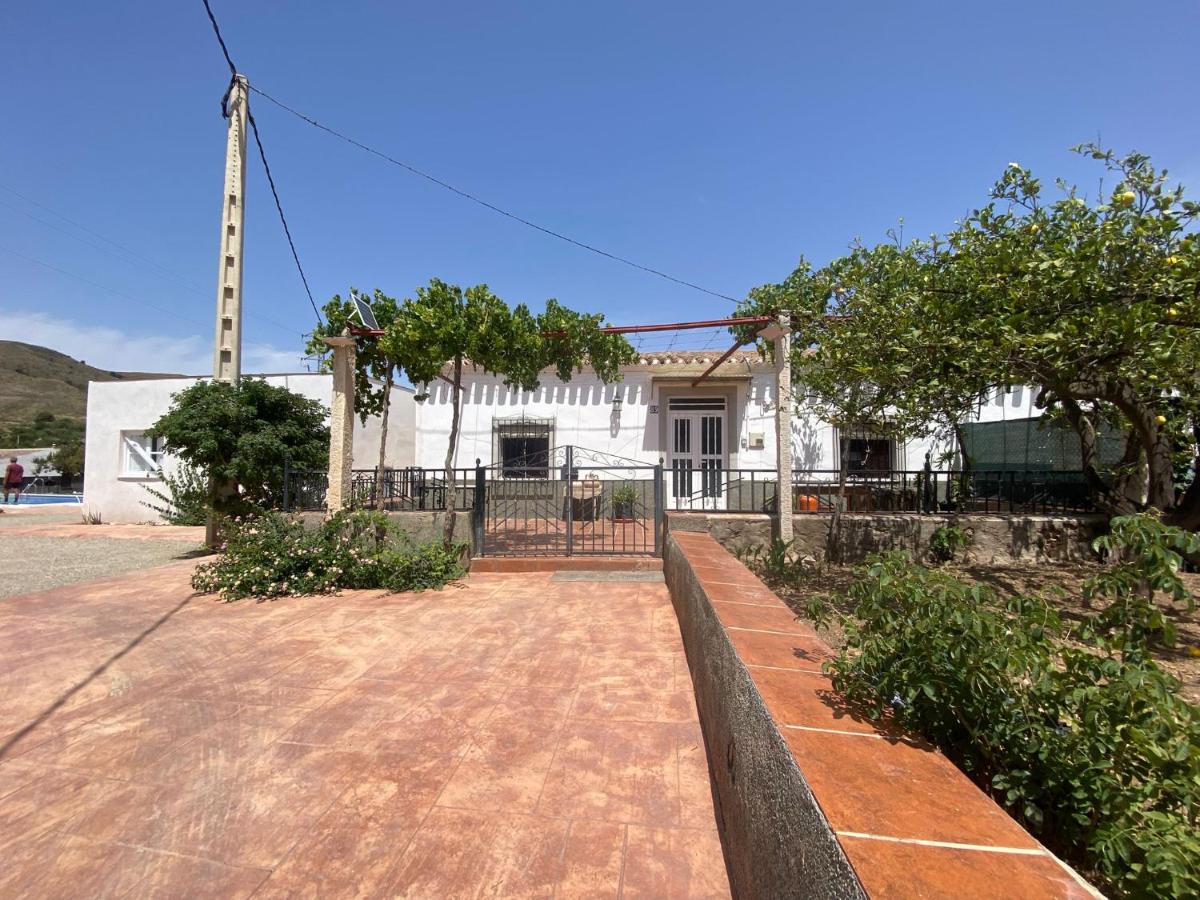 Casa rural la Antigua - B&B Lubrín