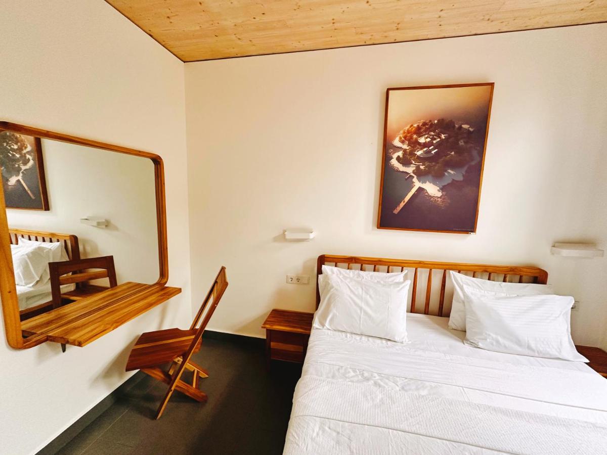 Two-Bedroom Deluxe Apartment with Garden View