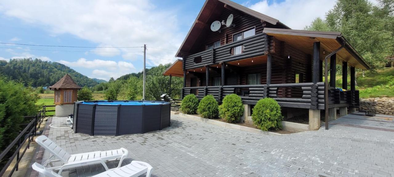 Deep Forest - Ferienwohnung Berhometh am Sereth
