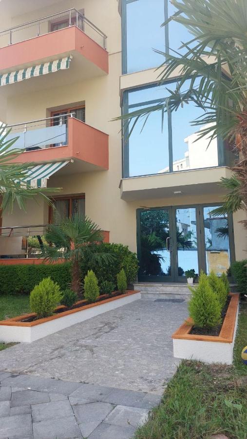 Rem`s Apartment - B&B Vlorë
