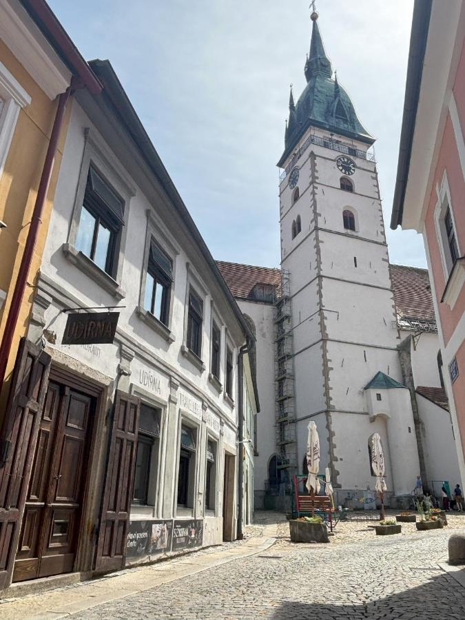 Udírna Penzion and Restaurant - Bed and Breakfast Jindřichův Hradec