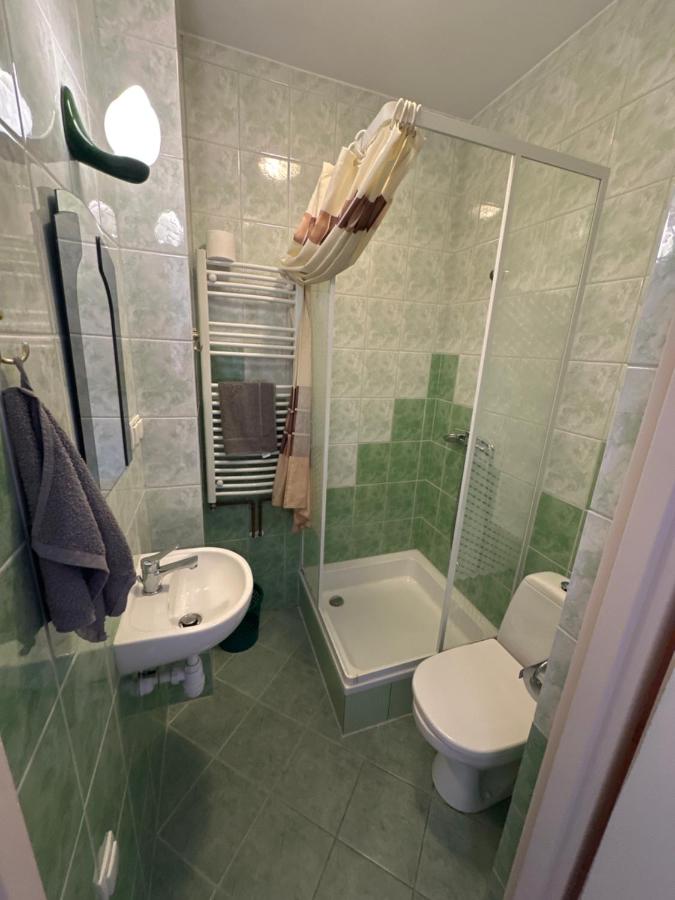 Doppelzimmer mit eigenem Bad