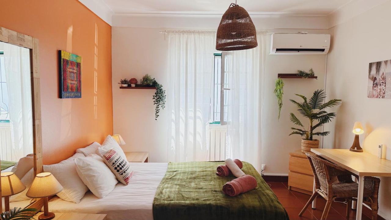 Twin Room with Shared Bathroom