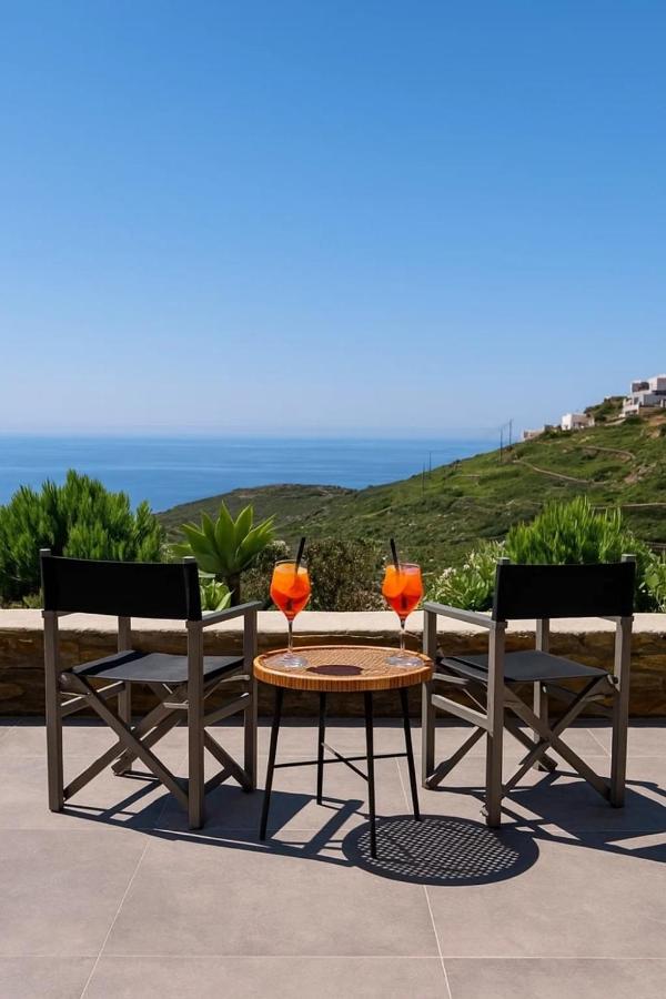 Villa Artemis in Triantaros Tinos - B&B