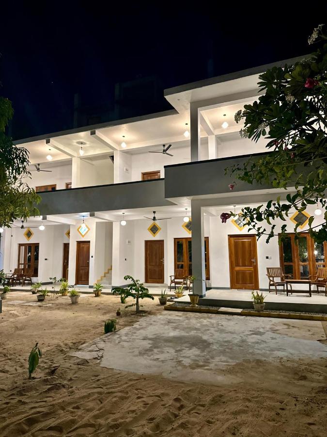 Harmony Beach Hotel - B&B