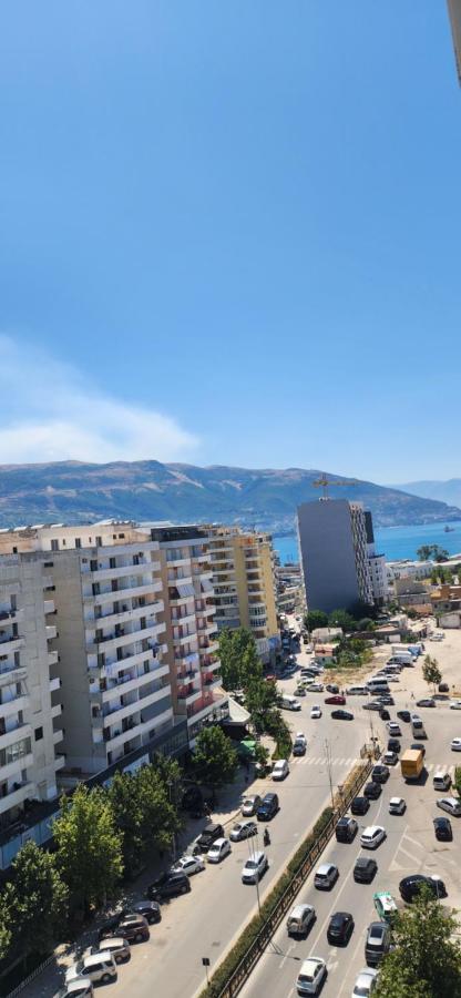 Avalona Apartment 1 - Bed and Breakfast Vlorë