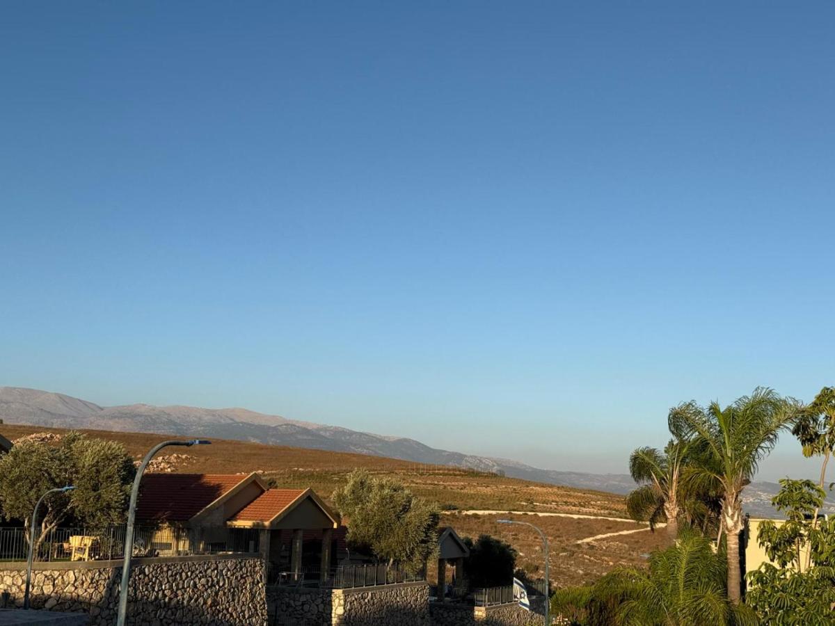 שלווה במפל - B&B