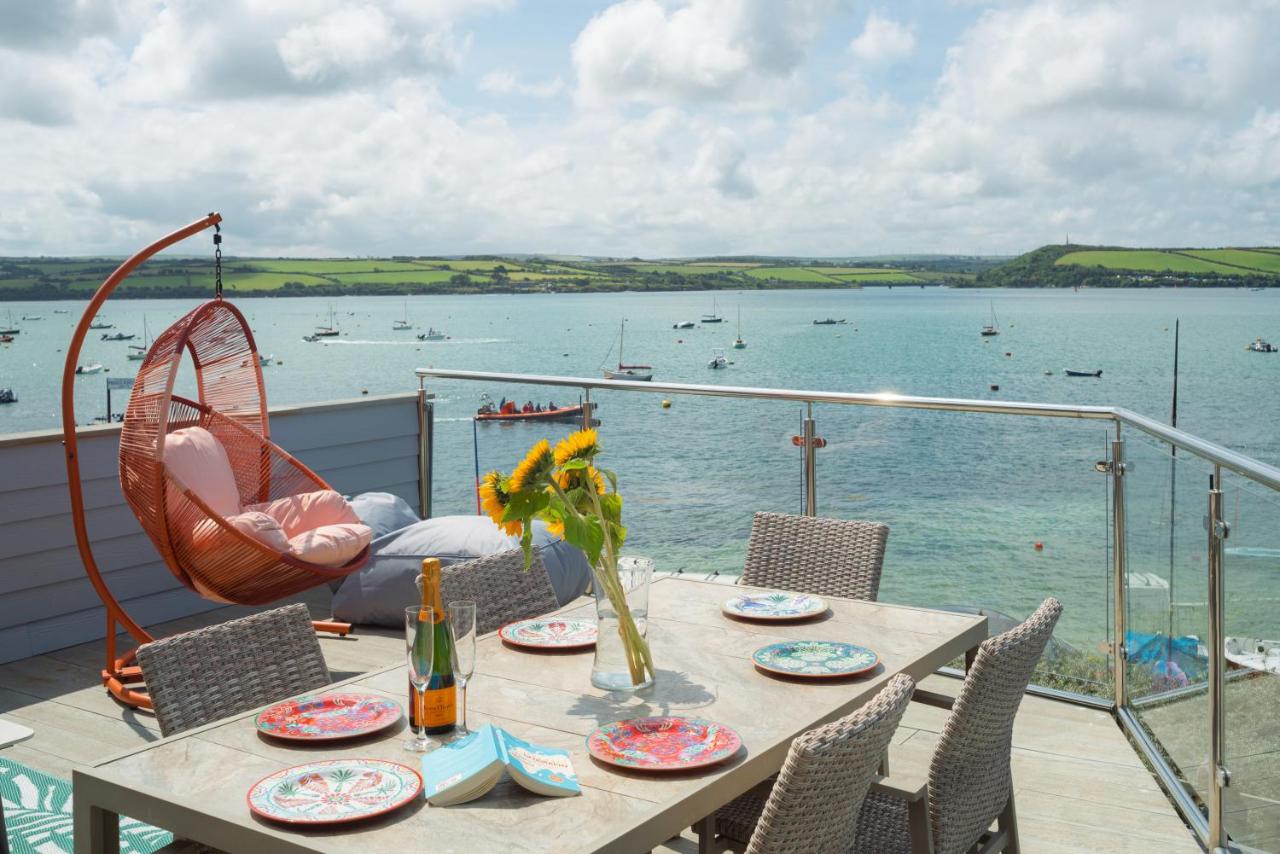 FERRYPOINT - 3 Bed Stylish Beachfront Retreat - B&B Padstow