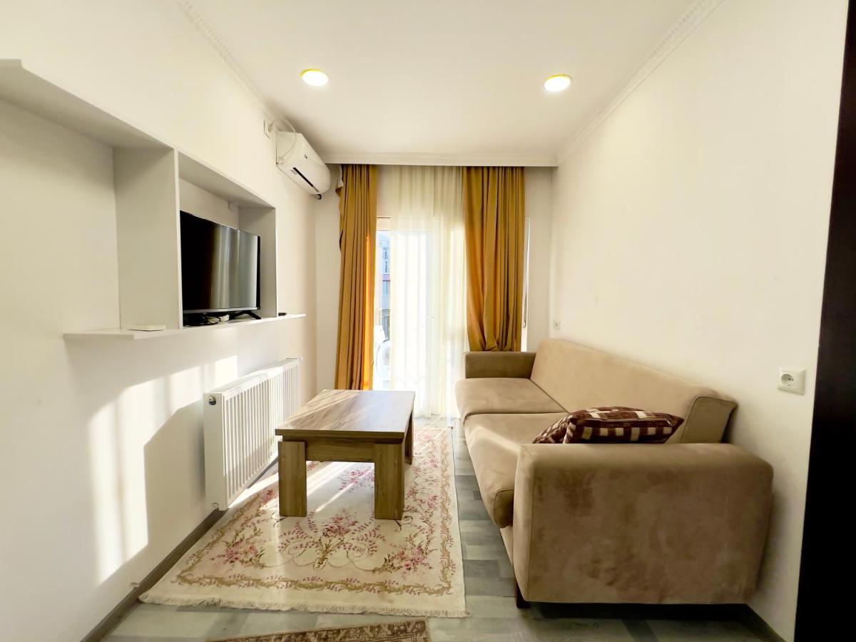Квартира с отдельной спальней и боковым видом на горы - B&B