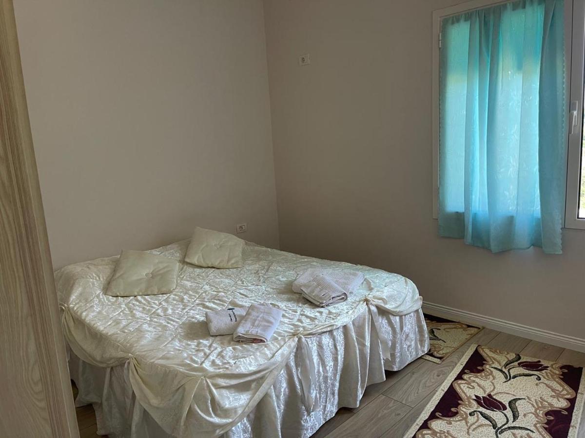 Klajdis Guesthouse - Ferienwohnung Kruja