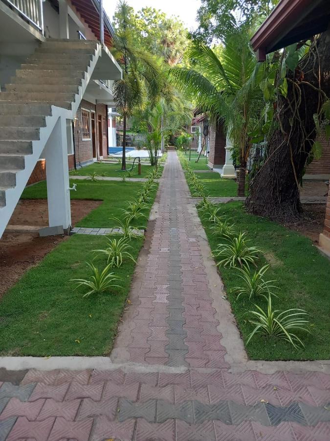 So-J Beach Villa - B&B