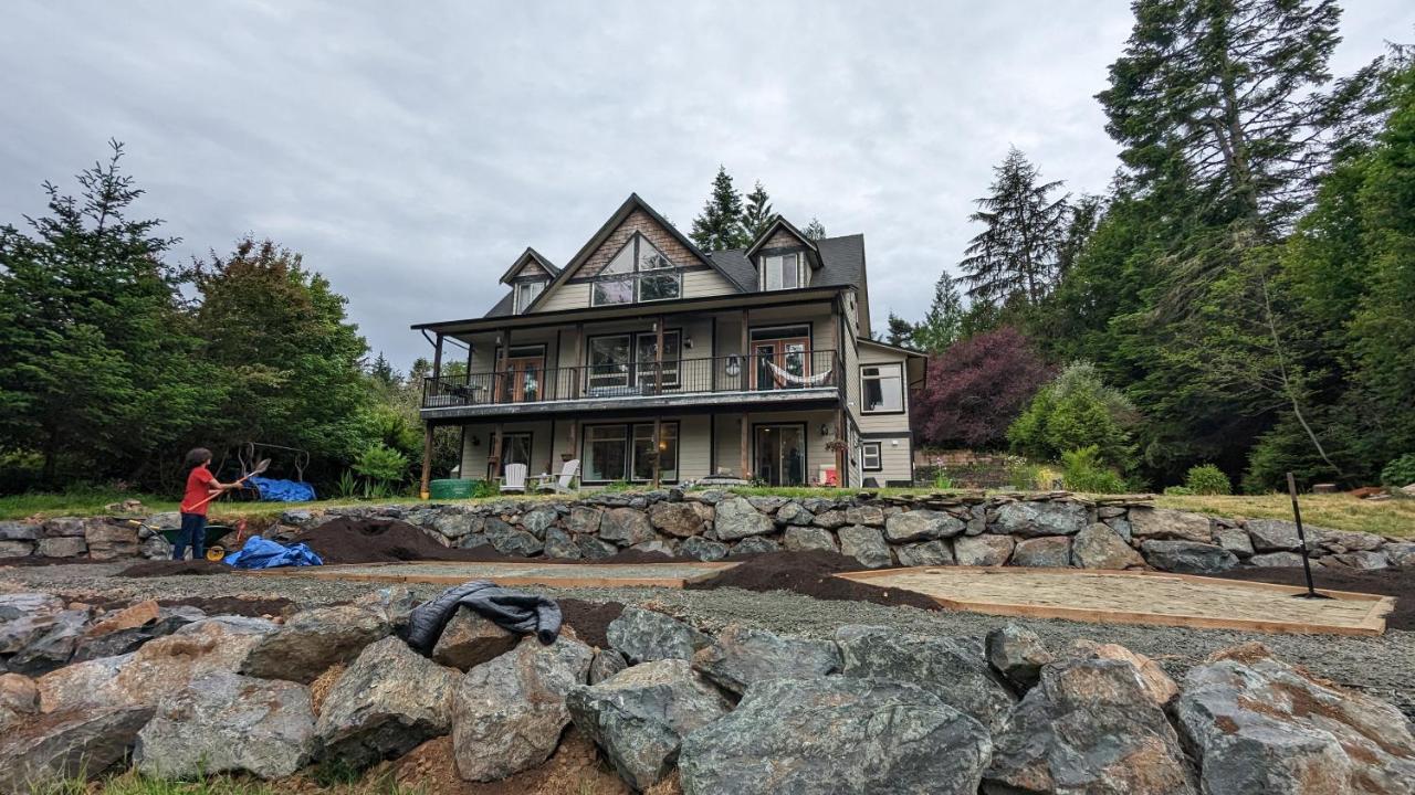 Davidson Star - B&B Sooke