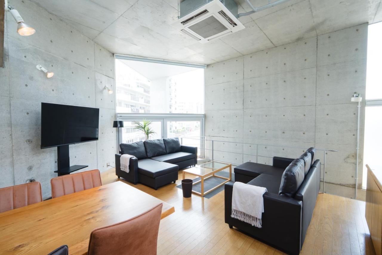 STUDIO GEN - B&B