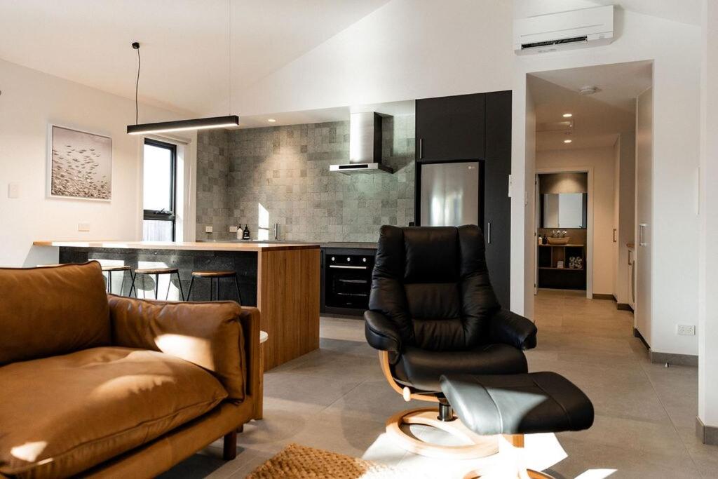 Villa 1 - Greenstone Villas - B&B St Helens