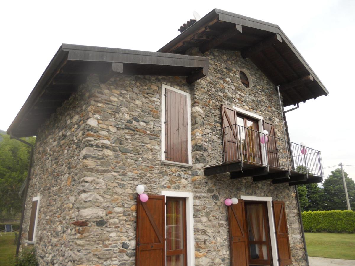 Villa Giardino Ulivo - B&B Gravedona