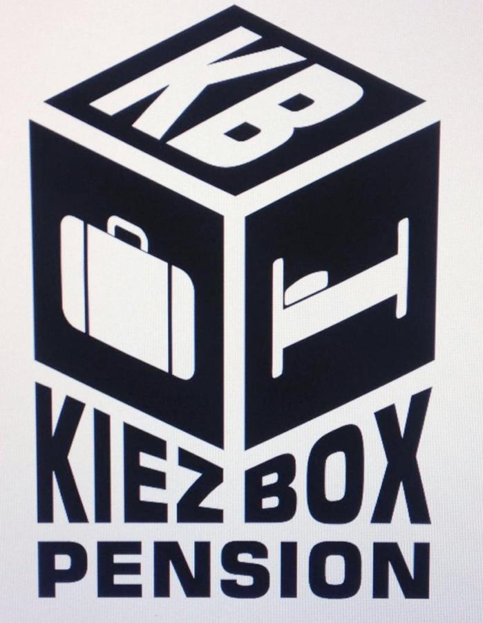 Kiez Box TwentyForSeven private room - B&B