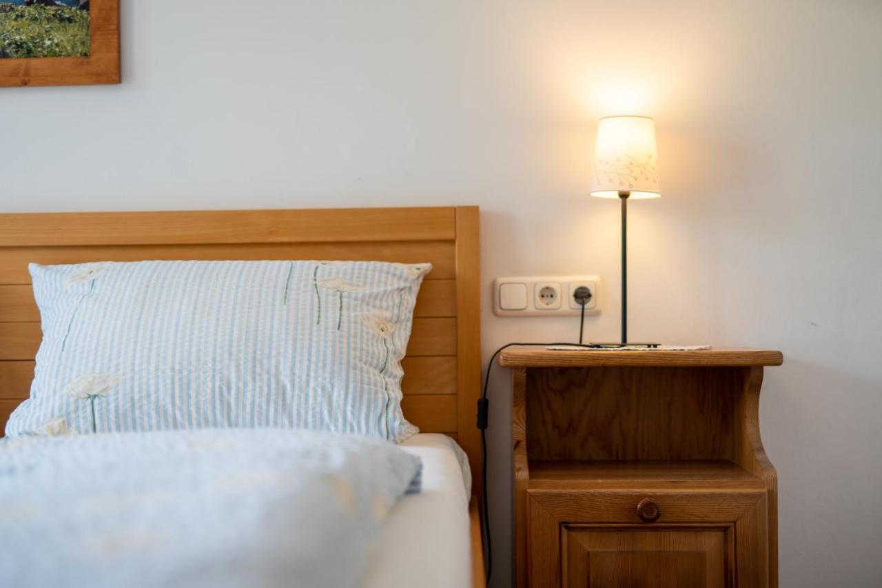 Appartement met 1 slaapkamer, balkon en uitzicht op de bergen.