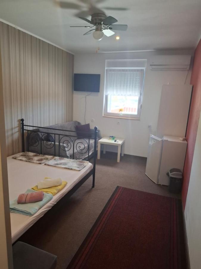 Large Twin Room