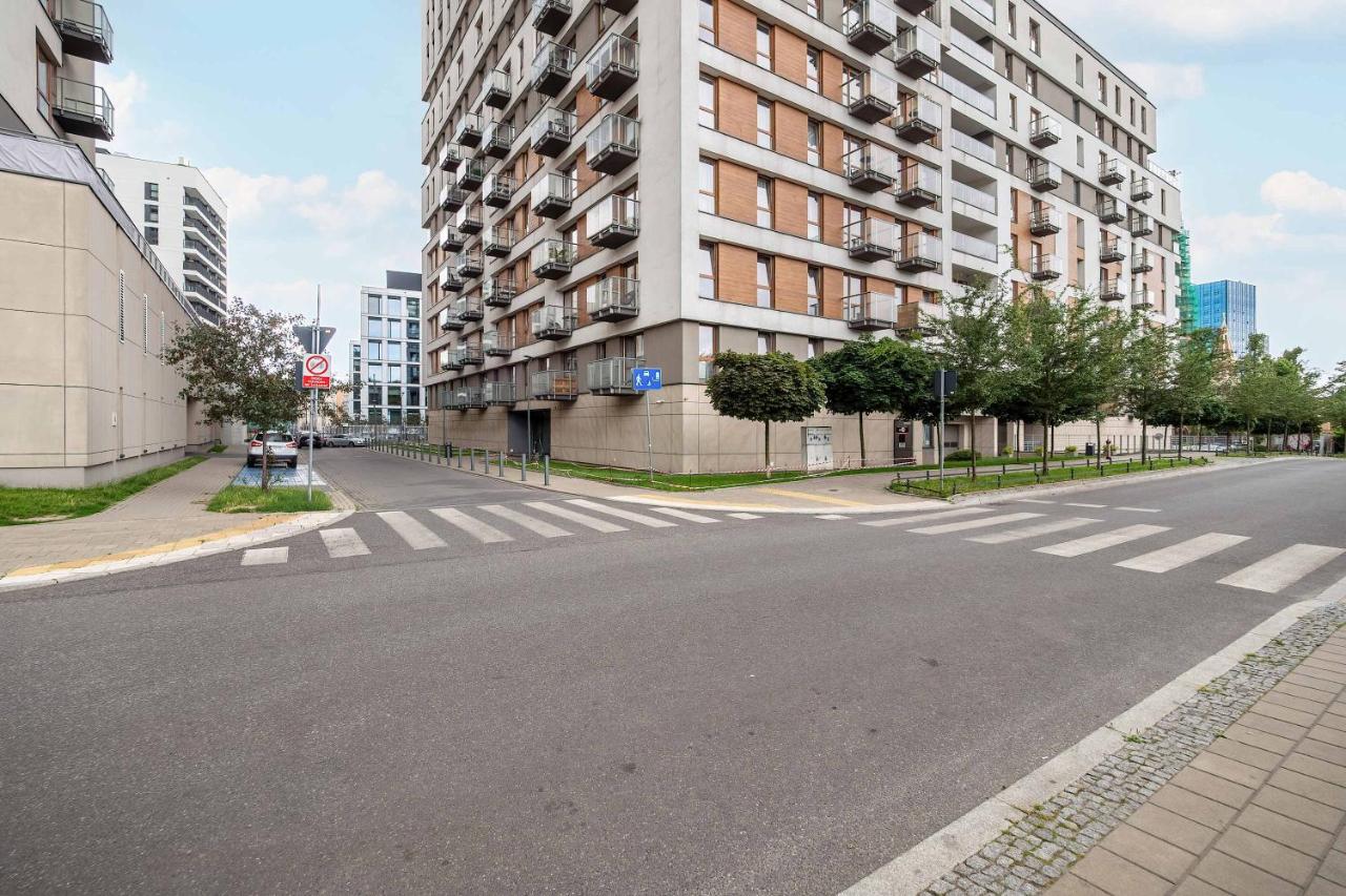 Kilińskiego Spacious Apartment with Parking in Łódź by Noclegi Renters - Chambres d'hôtes Łódź