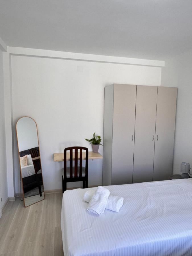 Appartamento con 1 Camera da Letto e Vista Lago