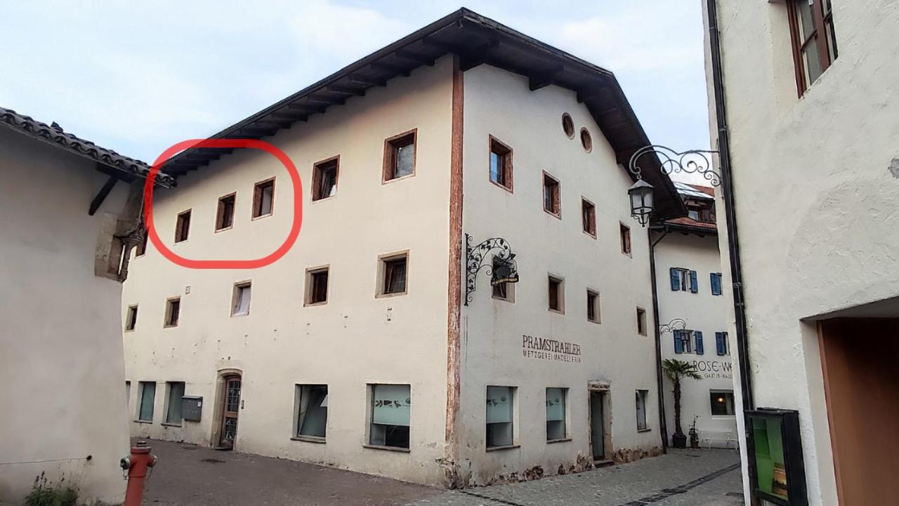 Gemütliches Studio mit Garagenparkplatz - B&B