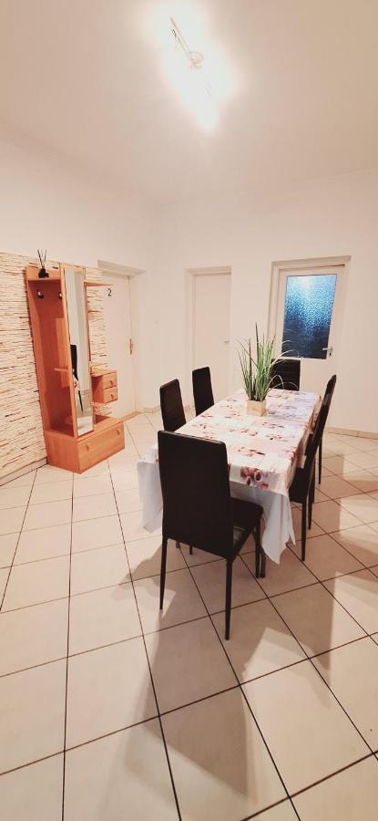 Levu Lak - B&B Kapuvár