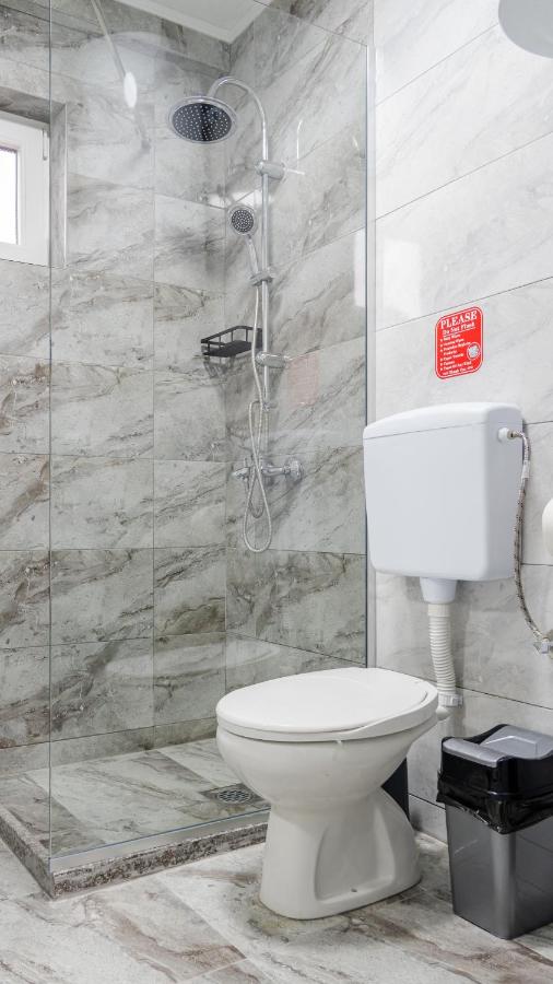 Appartamento con 2 Camere da Letto e Balcone
