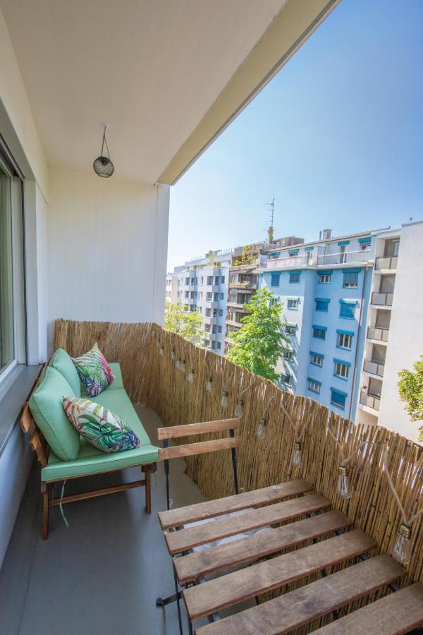 Modern Apartment with Balcony near SBB - Special CUATRO PICASSO Apartment, Basel, up to 6 guests - Chambres d'hôtes Bâle