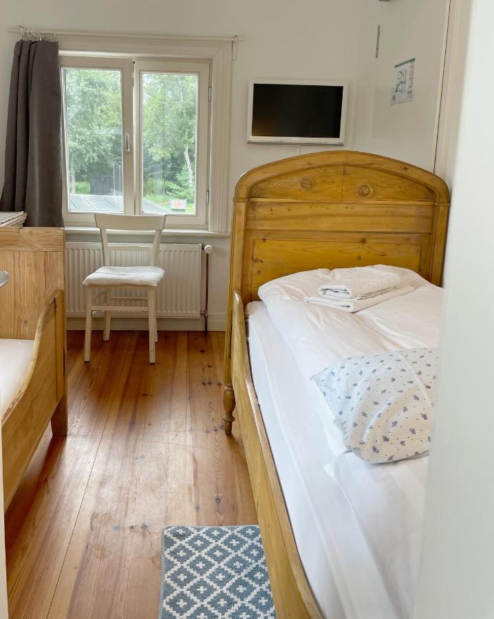 Small Single Room