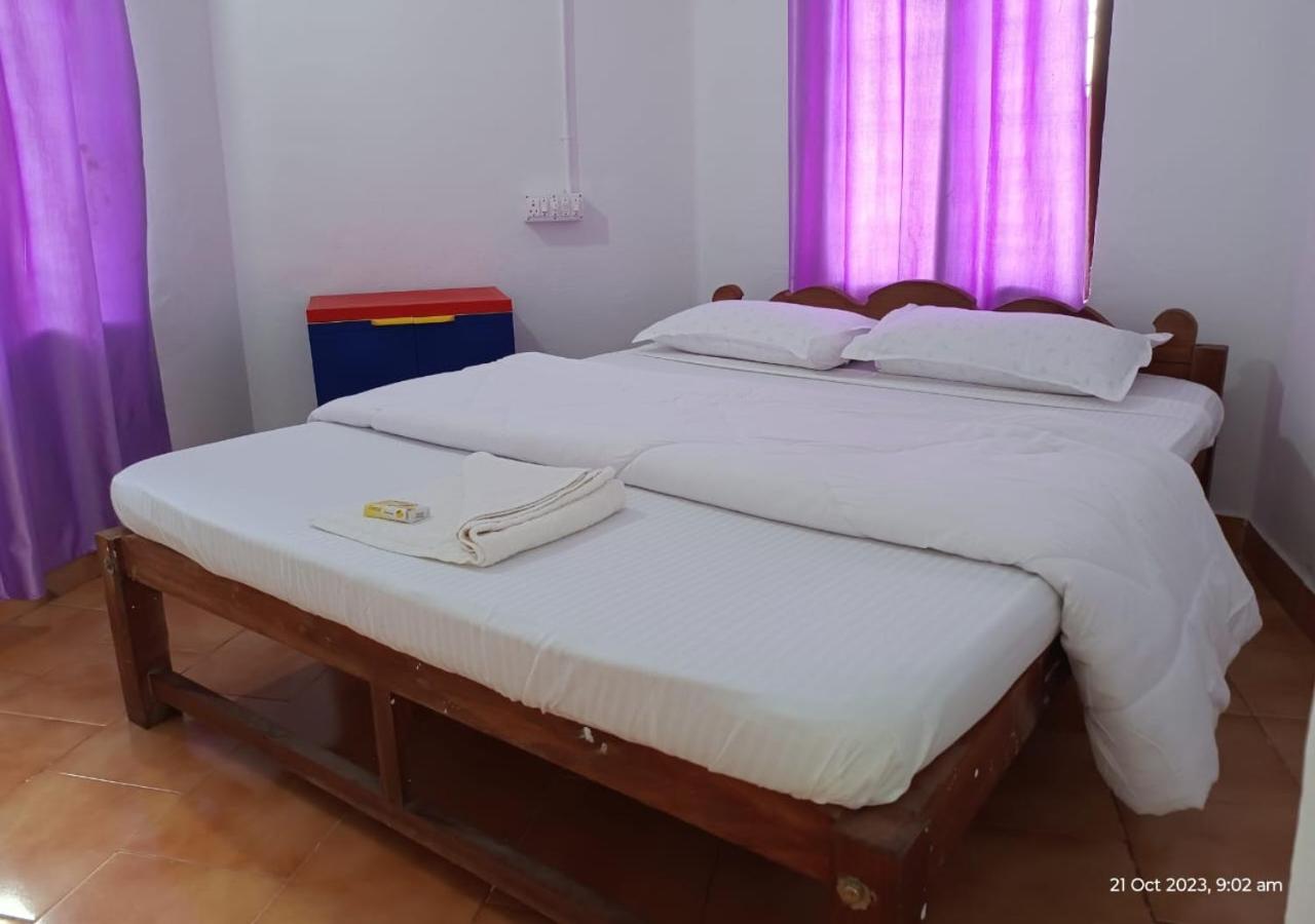 Habitación Doble con baño compartido