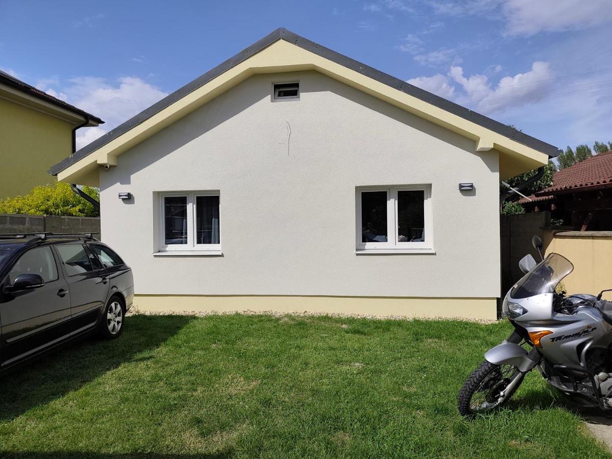 Villa de Calma Samorin - B&B